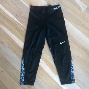 Nike Pro Cropped Leggings